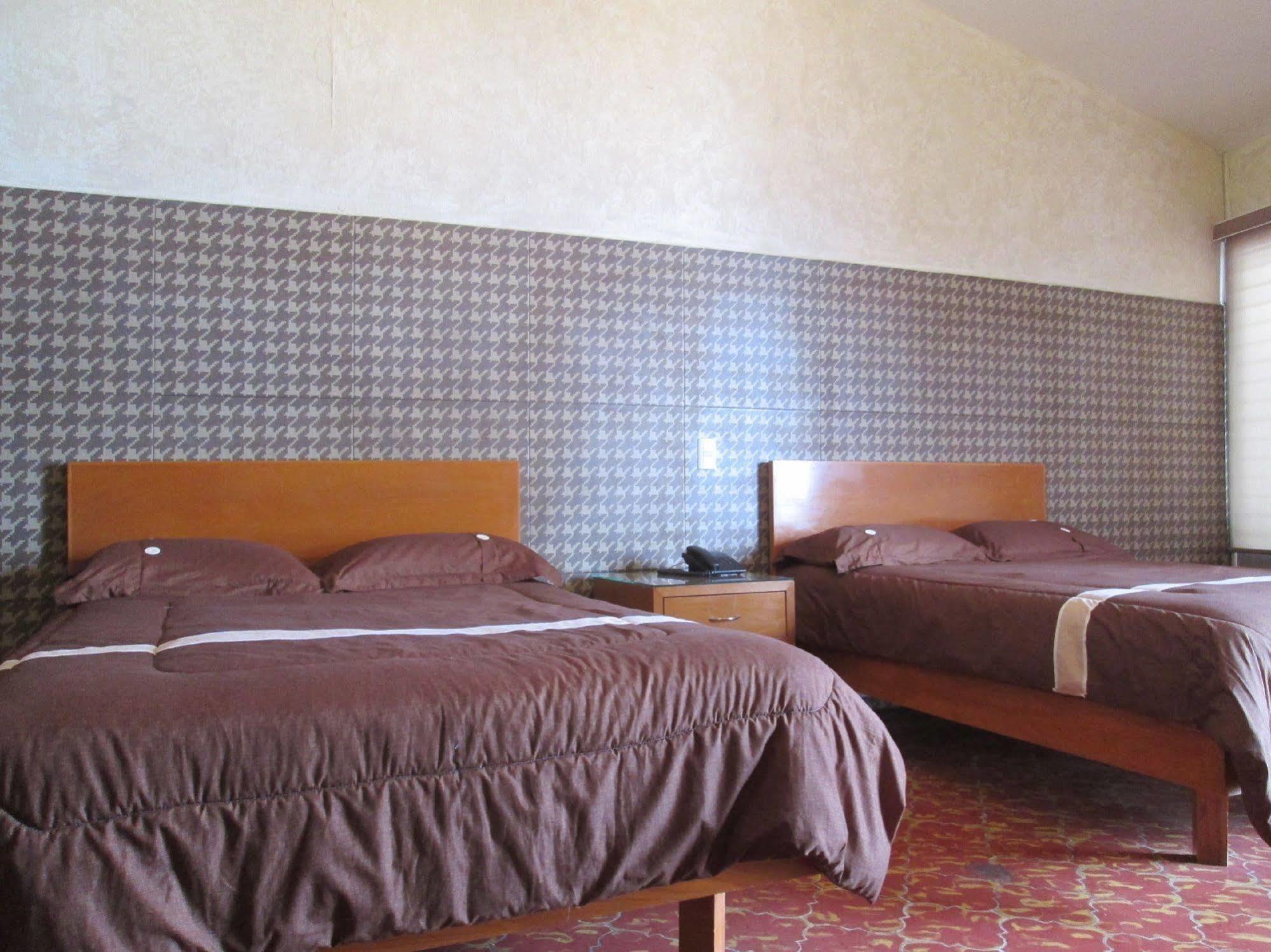 Hotel Arana Tonala Esterno foto