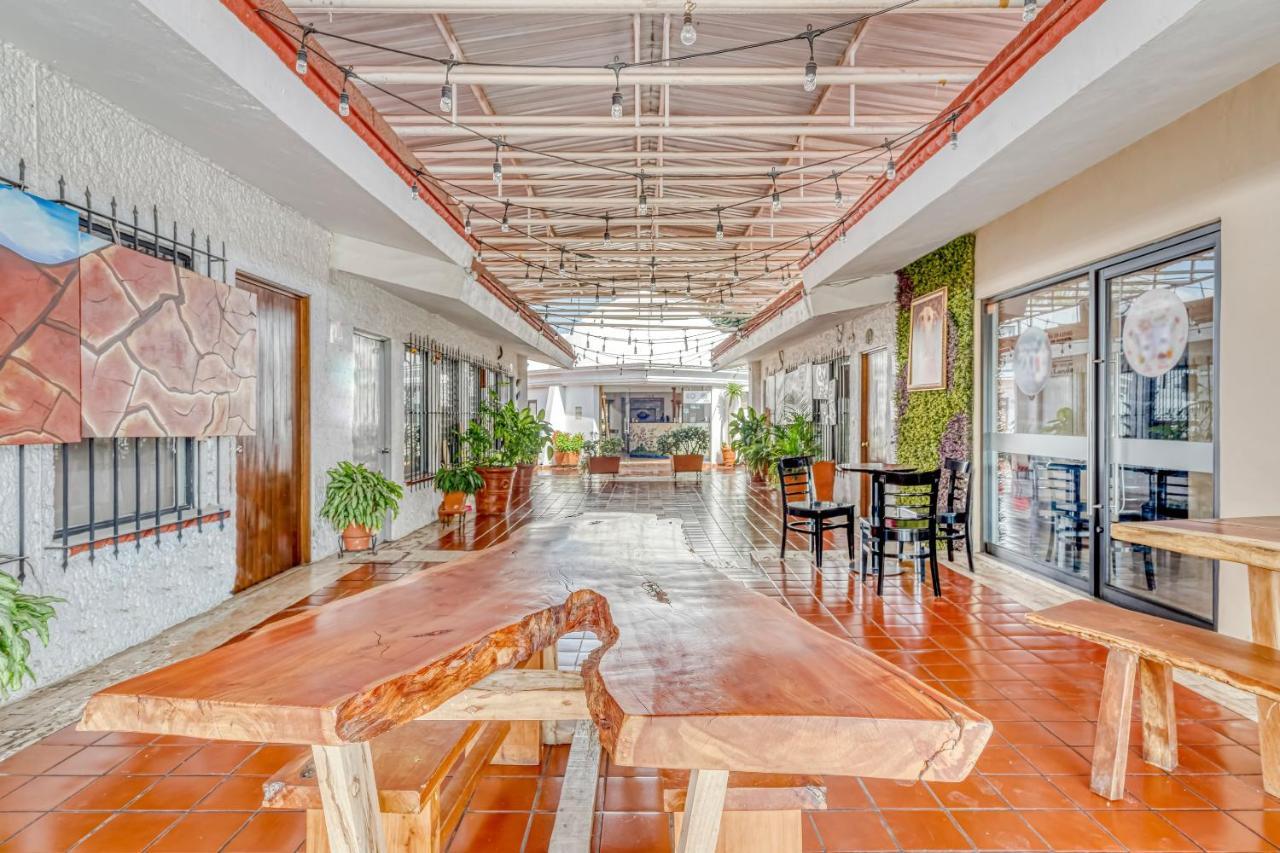 Hotel Arana Tonala Esterno foto